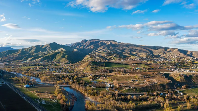 Pangborn Memorial Airport — Wenatchee, WA
